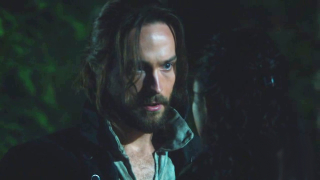 Illustration for article titled Sleepy Hollow Returns, Immediately Starts War
